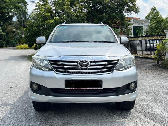 2013 Toyota FORTUNER 2.7 V TRD/ F.SPEC/ 3YWARRANTY - 2