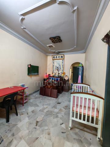Taman Putri Kulai Single Storey Terrace House Unblock View 1