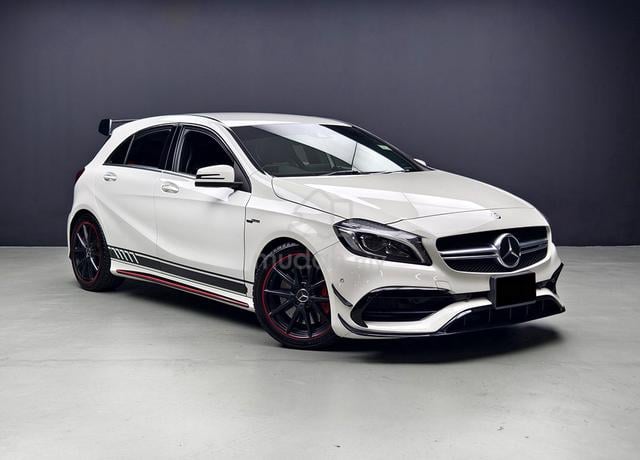 W176 2017 Mercedes Benz A45 AMG 2.0 FACELIFT 381HP - 1