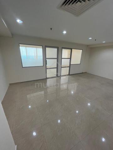 Menara Northam office lot (650sf) , Georgetown 1