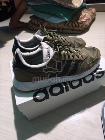 adidas run 60s shoes - photo 3 of 3