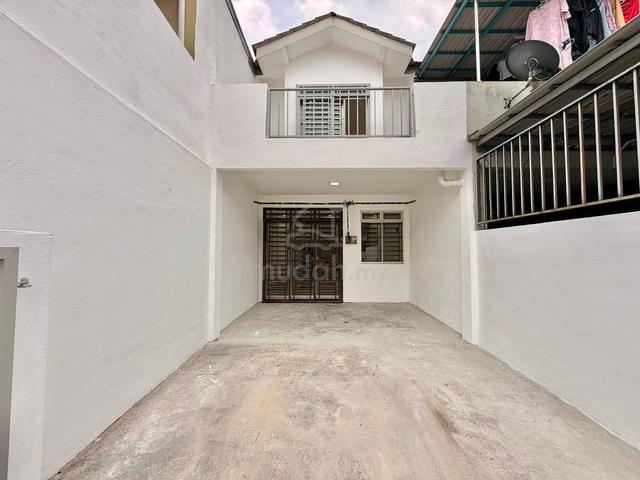 Rumah 2 Tingkat Taman Sri Kluang | 0% Deposit 1