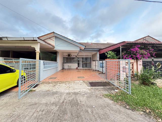 RUMAH TERES SETINGKAT Murah permatang badak jaya 1