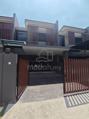 【New】Aurora Resort Villas @ Iskandar Puteri Double Storey Superlink 1