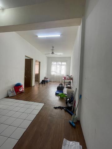 Pangsapuri Adalia 1