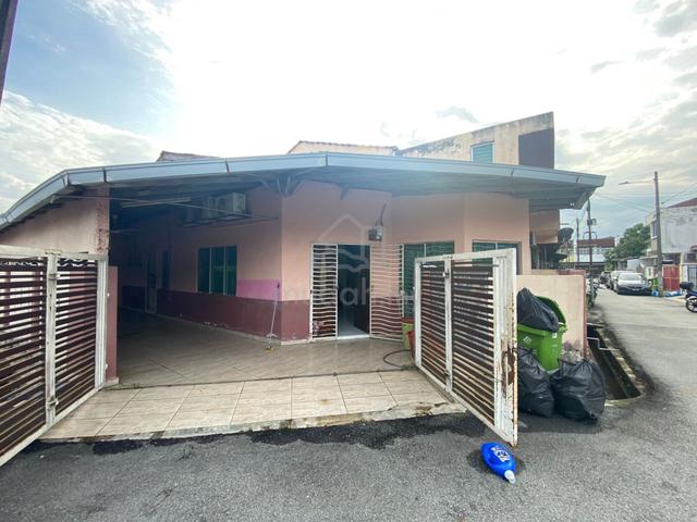 Corner Lot 2 Storey Terrace Taman Beringin Jinjang Kepong 1