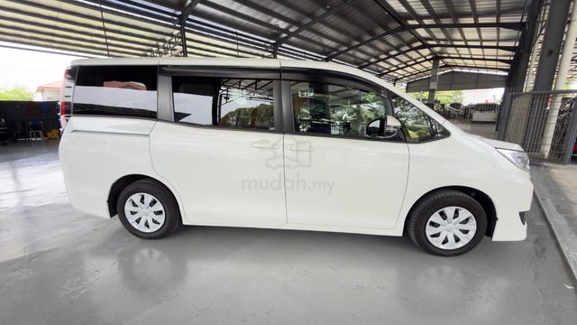 2021 Toyota NOAH 2.0 X 7 SEATER - 4