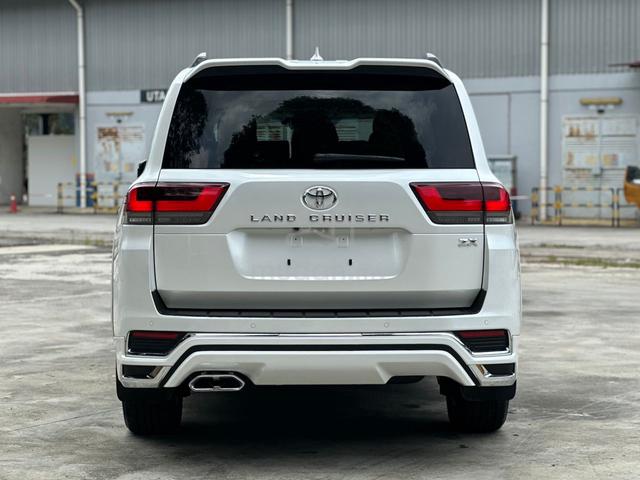 * 9831KM Gred 4.5 A *✨ 2023 Toyota LANDCRUISER ZX - 5