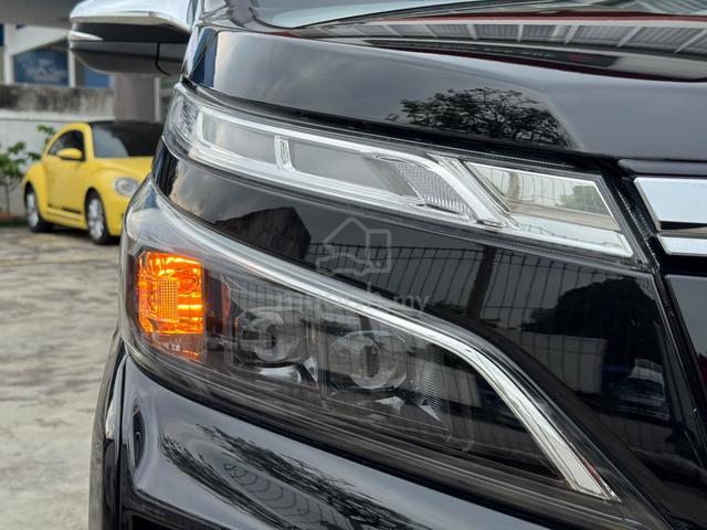 2021 Toyota VOXY 2.0 ZS KIRAMEKI III 2PD 7STR 47K - 4