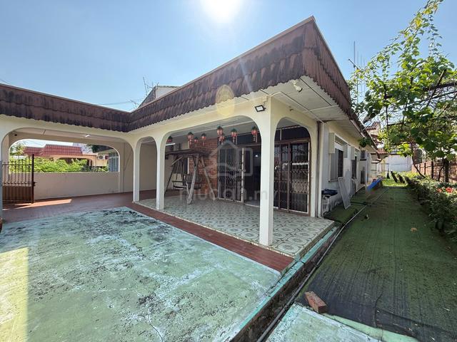 FURNISHED 4 ROOM 1 Stry Bukit Beruang Melaka Baru MMU Manipal Infineon 1
