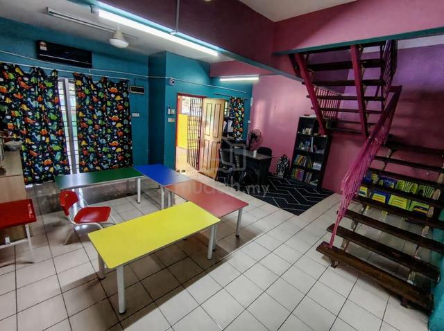 MURAH CORNER LOT DOUBLE STOREY PJU4 Taman Puncak Jalil 2100sqft 1