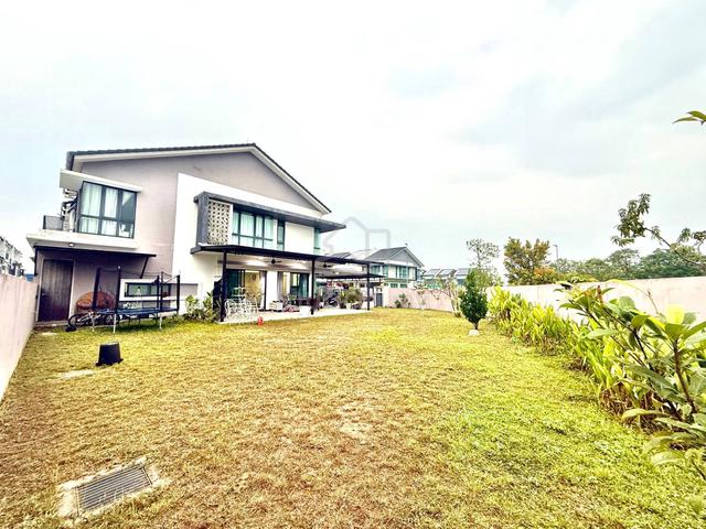 Fully Furnished Double Storey Corner Lot Denai Alam 1