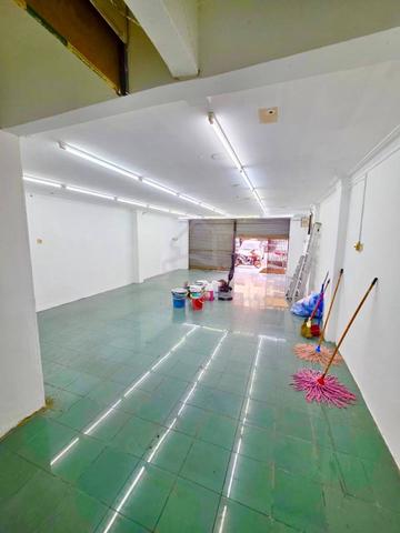 Ground Floor Shop Pandan Jaya WELL KEPT UNIT WALKING DISTANCE LRT 1