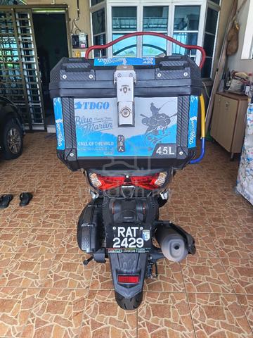Nmax V2 2023/2024 - photo 3 of 8