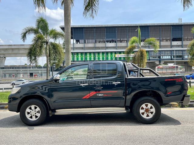 2013 Toyota HILUX 2.5 G VNT (A) 4X4 D.CAB - 5