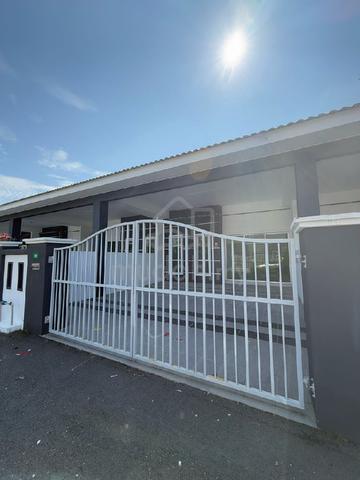 Pusing rumah untuk Sewa ada grill Last unit 1