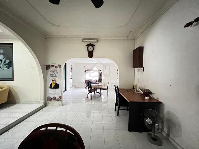 Banglo Corner Lot Bukit Meru- Taman Meru, Ipoh  Perak 2