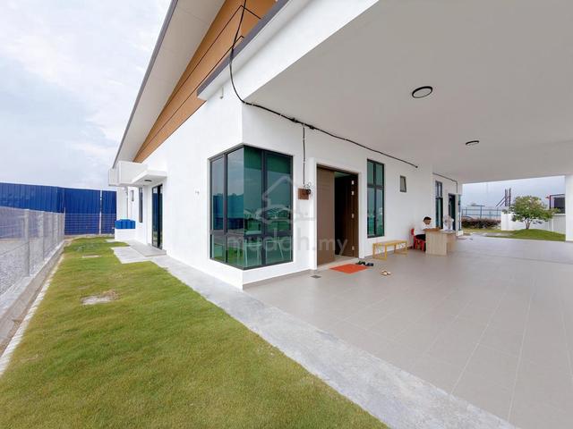 36x70ft Freehold Full Loan Extra Land 10ft Single Storey Semi D Cheng 1