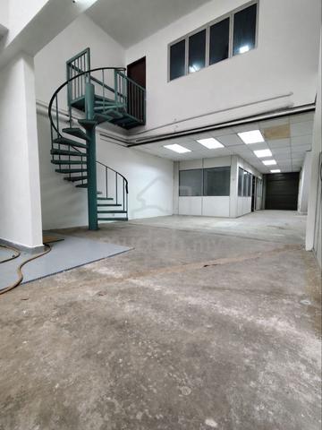 SHOP FOR RENT | GROUND FLOOR + MEZZANINE | Batu Caves 1