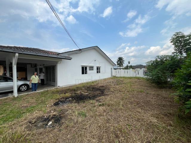 【Full Loan Cash Back】Corner 3400sqft Big Land 1sty Bukit Mewah Kajang 1