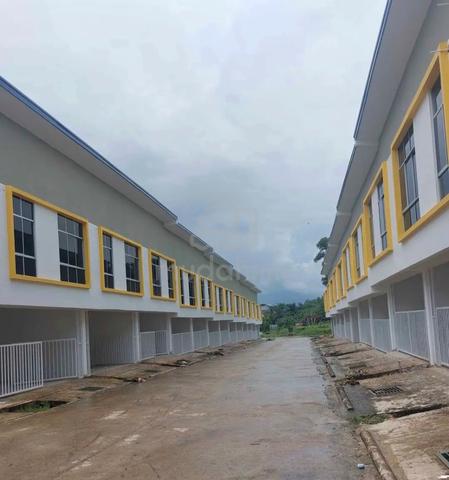 Sandakan batu 7 Taman Billion Townhouse for sale Rumah Baru Jual 1