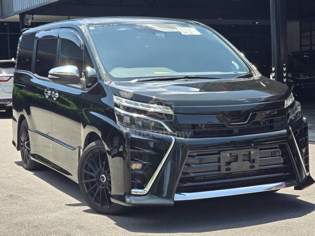 Toyota VOXY 2.0 ZS KIRAMEKI III (A) - 2
