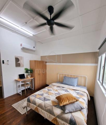 NEW!!! MALE 🚹 Unit only Green Avenue Condominium Bukit Jalil!! 1