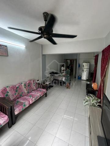 Park Avenue (Tampoi Indah) 1