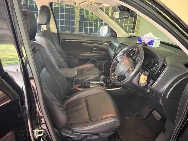 2018 Mitsubishi OUTLANDER 2.0 2.0 AWD ZK (A) - 3