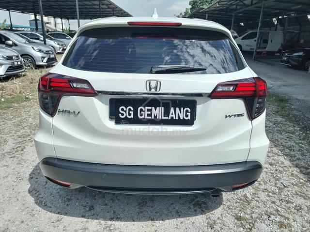 2020 Honda HR-V 1.8 V , Tip-Top Condition - 4