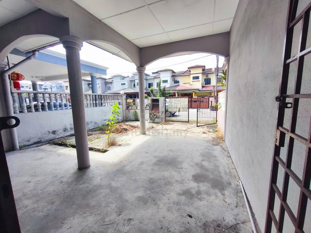 Freehold Open Title, Double Storey Terrace House Klang Perdana For Sal 1