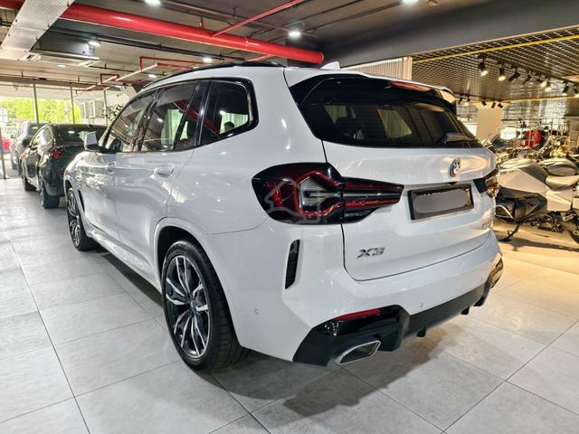 2022 Bmw X3 2.0 xDrive30e M-Sport (A) - 4
