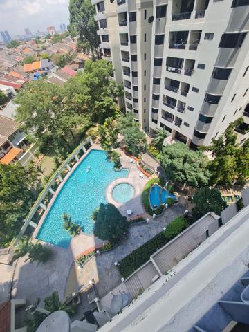 Maxwell Towers 1
