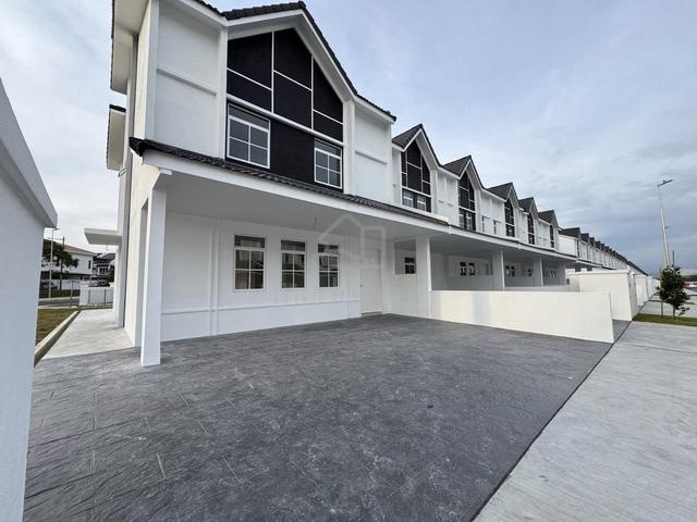 2 Storey Corner SUPERLINK 20ft Sepang KLIA| 35x85 4R4B | Freehold 1