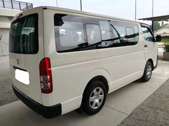 Ori 2023 Toyota Hiace 2.5 (M) 14 Seat Low Roof - 3