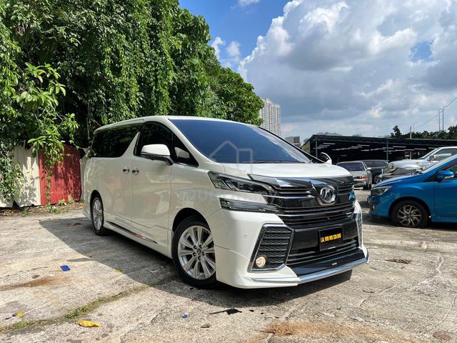 16/20 Toyota VELLFIRE 2.5 car kin see to belive - 2