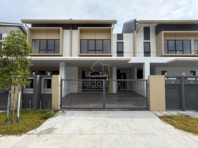 Double Storey Superlink house 24x80 Cahaya Alam U12 Shah Alam 1