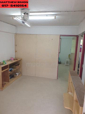Flat Mayang Pasir 1
