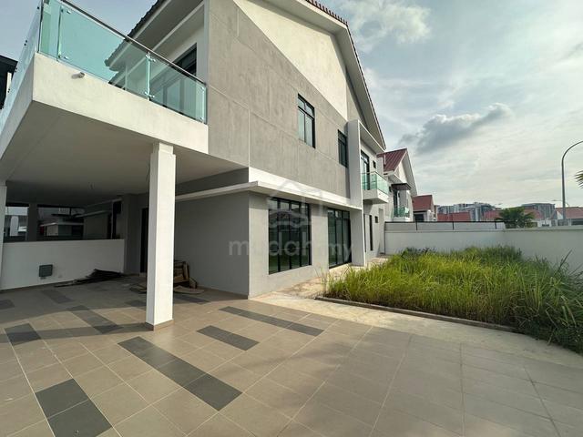 Austin Mutiara Brand New 2 Storey Cluster Corner 44x70 Near Aeon IKEA 1