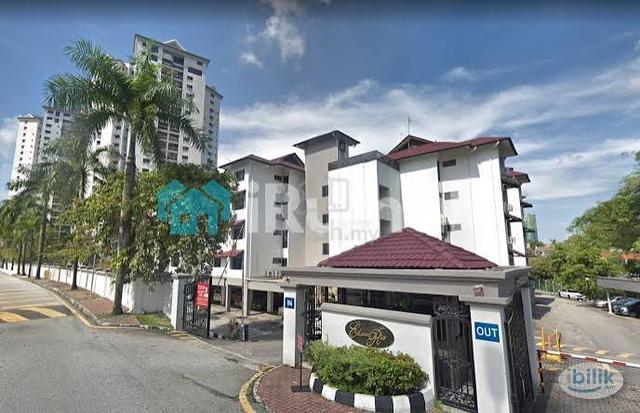 Female Sharing Ehsan Ria Condominium Digital Meter & Air Conditioning 1