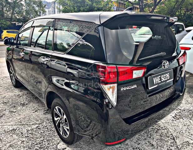 2021 Toyota INNOVA G 2.0 (A)NEW FACELIFT - 4