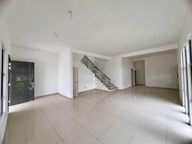 Can Full Loan!Taman Puteri Wangsa Double Storey House For Sales! 1