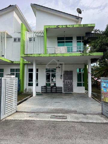 Conner lot Taman Sri Akasia 1