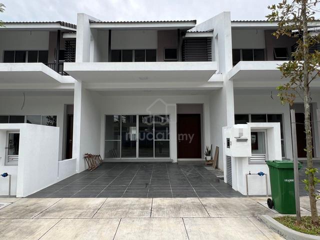 Facing Empty ! Dahlia, Tamansari Anggun, Rawang, house for sale 1