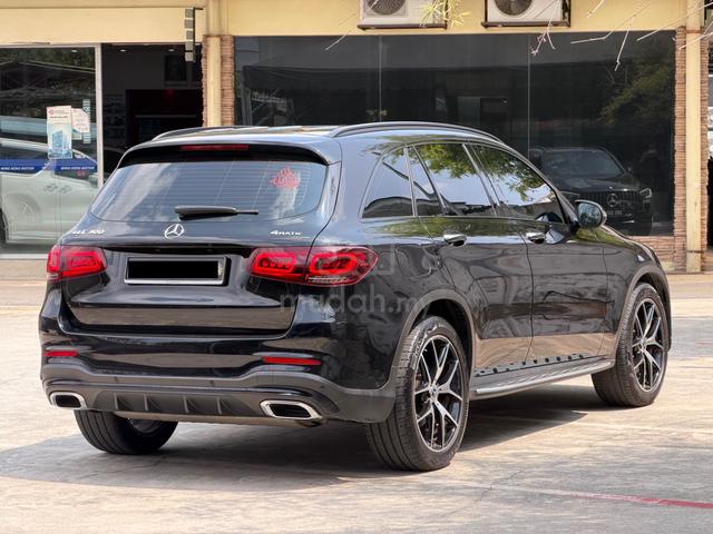2021 Mercedes Benz GLC300 4MATIC AMG LINE 2.0L (A) - 3