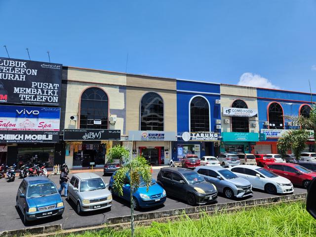 Kedai Pejabat Shoplot 3 tingkat untuk dijual di Kuala Krai 1