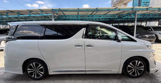 Toyota VELLFIRE 2.5 ZG ** PROMOTION KAW-KAW ** - 5