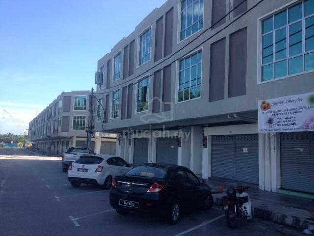 Shop lot near Aeon/Lotus 1
