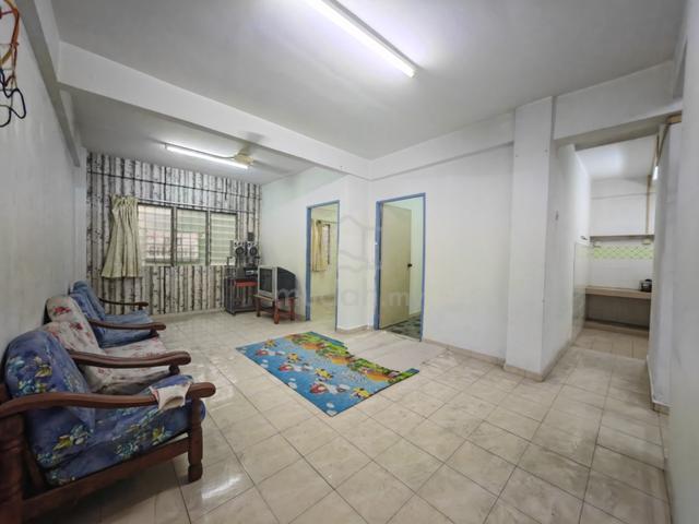 Flat Rawang Putra 1