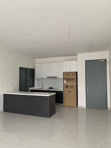 E island Lake Haven Residence 1
